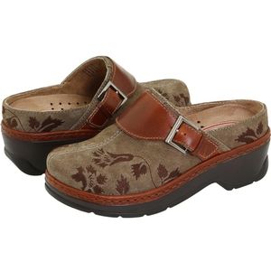 Klogs Austin Suede Leather Clogs